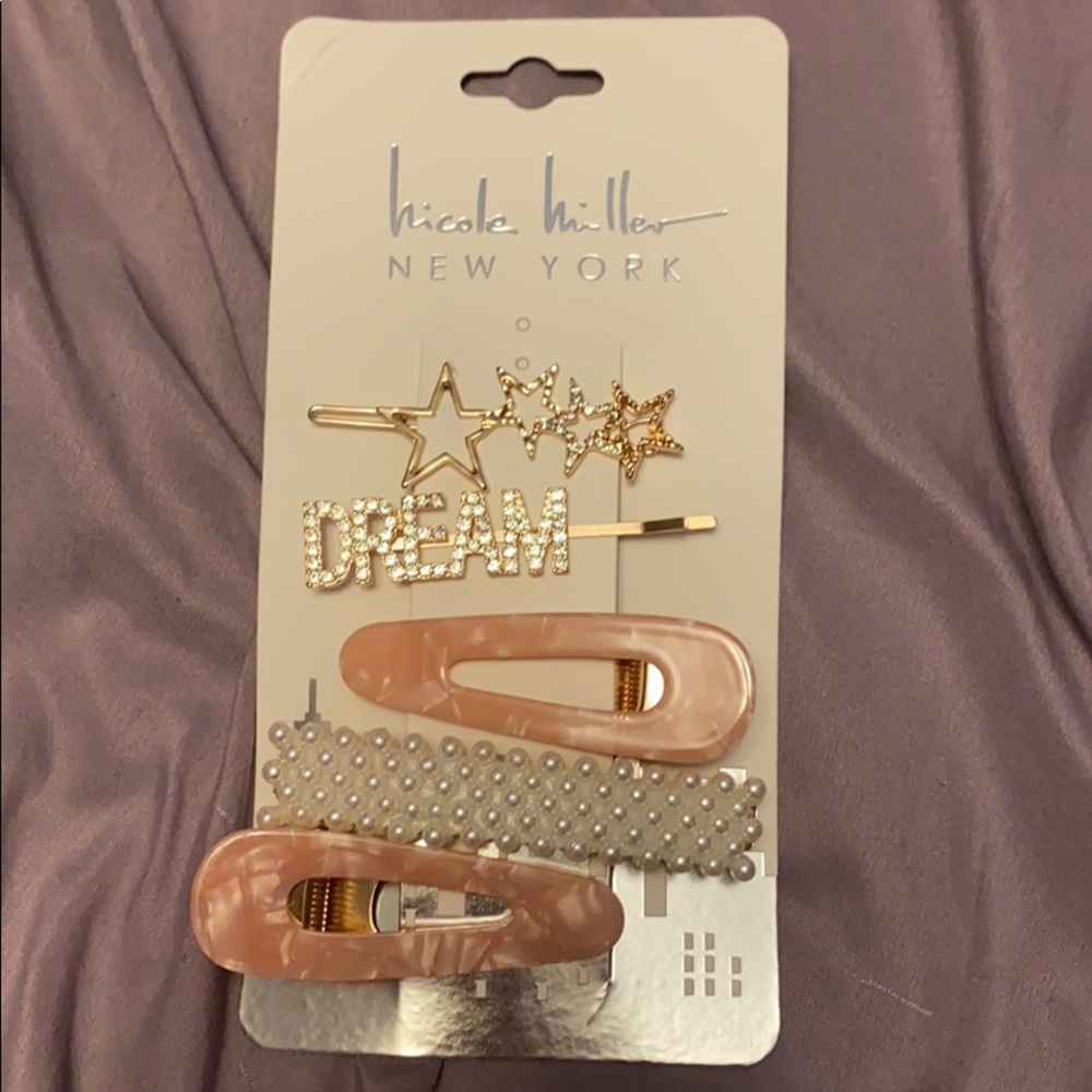Hair accessories